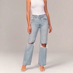 Abercrombie Curve Love High Rise 90s Relaxed Jean – Medium Destroy – 25 Short
